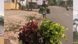 Pedagang Bunga Keliling Muncul di Bontang, Netizen Terharu!