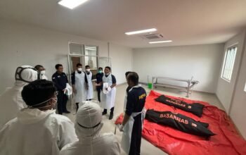 Dokter Forensik Polda Sulbar Bantu Identifikasi Korban Longsor Tambang Emas di Suwawa Timur