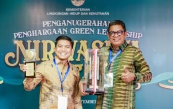 Wali Kota dan Ketua DPRD Kota Bontang Raih Penghargaan Green Leadership