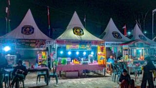 Pedagang di Lapangan Tanjung Laut Bingung, Lapak Gratis atau Sewa?