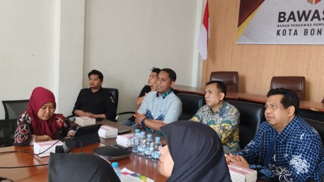 Bawaslu Bontang Tegaskan Komitmen Keterbukaan Informasi Publik