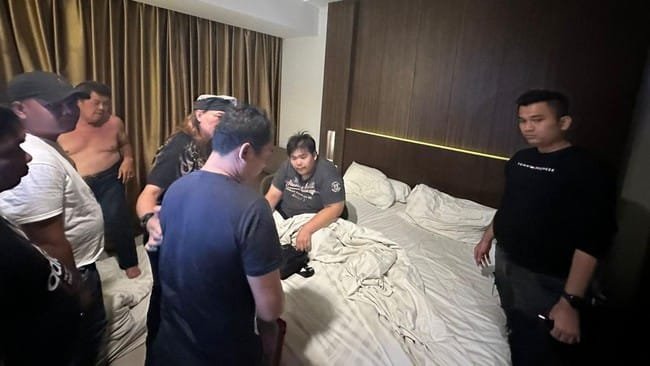TNI AD BANTAH: Pihak kepolisian amankan anak bos toko roti, George Sugama Halim di sebuah hotel di Sukabumi, Jawa Barat.