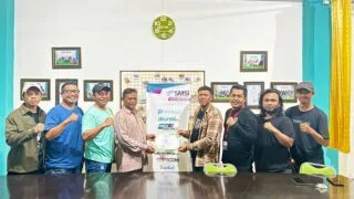 SMSI Bontang Serahkan Sertifikat Keanggotaan Perusahaan Pers