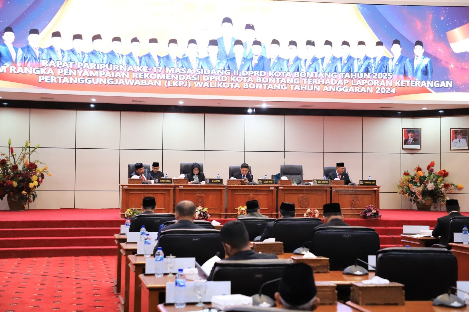 Paripurna Pembacaan Hasil Rekomendasi LKPJ DPRD Bersama Pemkot Bontang, Selasa (22/4/2025).
