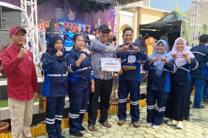 Anggota DPRD Bontang, Bonnie Sukardi beri apresiasi Posyantek Berlian Kelurahan Belimbing.