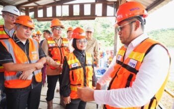 Dampingi Gubernur Rudy Mas’ud, Neni Tegaskan Komitmen Bontang Wujudkan Kota Ramah Lingkungan