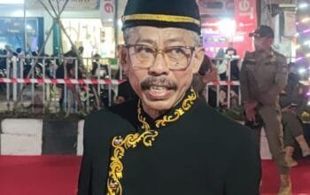 Bontang City Carnival 2025: Kadis Disdikbud Tunjukkan Teladan Cinta Budaya Lokal