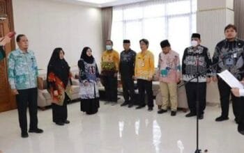 Wali Kota Bontang Lantik Dua Dokter Ahli Utama RSUD Taman Husada