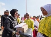 Pemkot Bontang Salurkan 1.600 Tablet Pembelajaran untuk Siswa SMP, Dorong Transformasi Digital di Sekolah