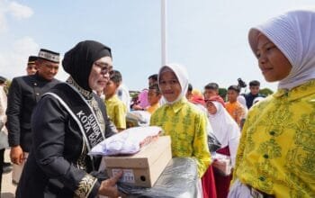Pemkot Bontang Salurkan 1.600 Tablet Pembelajaran untuk Siswa SMP, Dorong Transformasi Digital di Sekolah
