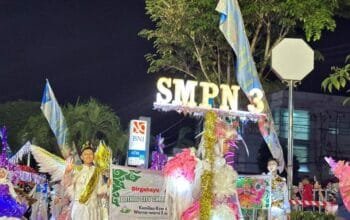 Baru Pertama Ikut, SMPN 3 Bontang Langsung Raih Juara Harapan I Karnaval 2025