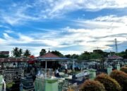 Tradisi Nyekar Jelang Ramadhan Bawa Berkah bagi Peziarah dan Pedagang di Bontang