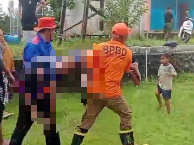 Tangkap layar video santri yang tewas tenggelam saat berenang di sekitar pondok.