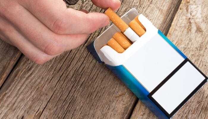 Kemenko PMK Cari Titik Tengah Aturan Rokok, Petani dan Kesehatan Sama-sama Dipertimbangkan