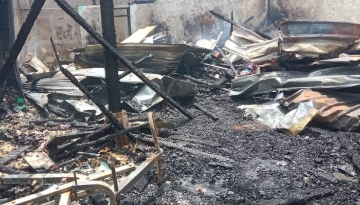 4 Bangunan Hangus, Lebih 10 KK Terdampak Kebakaran Berbas Tengah