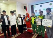 447 Tenaga Kebersihan Bontang Terima Bantuan Ramadan dari Pemkot dan Baznas