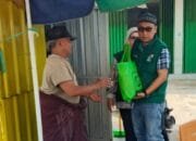 Sambut Idulfitri, PKB Bontang Salurkan Sembako ke Warga Kurang Mampu