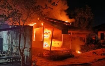 BREAKING NEWS: Kebakaran Pos Kamling RT 26 Kelurahan Api-api