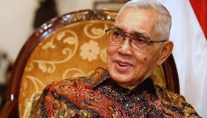 Indonesia Berduka, Wapres Ke-6 Try Sutrisno Meninggal Dunia