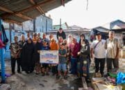 Dukung Pemulihan Pasca Bencana, PKT Proaktif Salurkan Rp100 Juta Bagi Korban Kebakaran Berebas Tengah