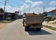 Aturan Ada, Pengawasan Lemah: Truk Galian C Bebas Melintas