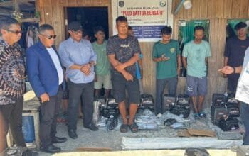 Dorong Aktivitas Melaut, NasDem Salurkan Mesin Kapal untuk Nelayan Bontang