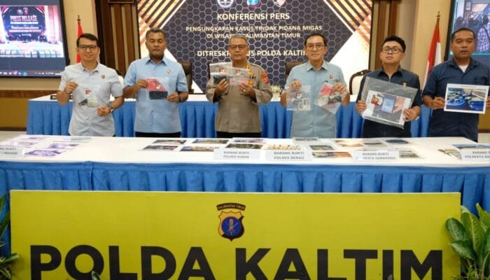 Polisi Bongkar Penimbunan Pertalite di Kukar, 3 Ribu Liter Disita