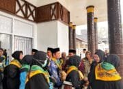 Wawali Bontang Lepas 111 Calon Jamaah Haji, Titip Doa untuk Keberkahan Kota