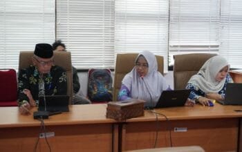 Pendidik Dan Tenaga
