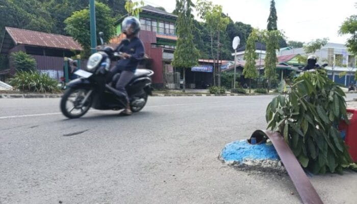 Proyek Pipa Air Baku Mangkrak, Warga Bontang Terus Berjatuhan di Tikungan Maut