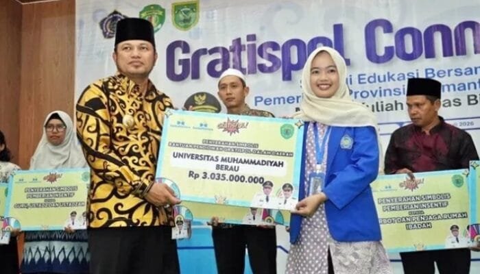 Pemprov Kaltim Salurkan Rp4,49 Miliar Beasiswa untuk 1.040 Mahasiswa di Berau