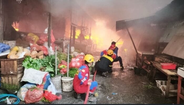 Puluhan Kios Pasar Sepinggan Terbakar, Pemkot Balikpapan Tunggu Hasil Investigasi Polisi