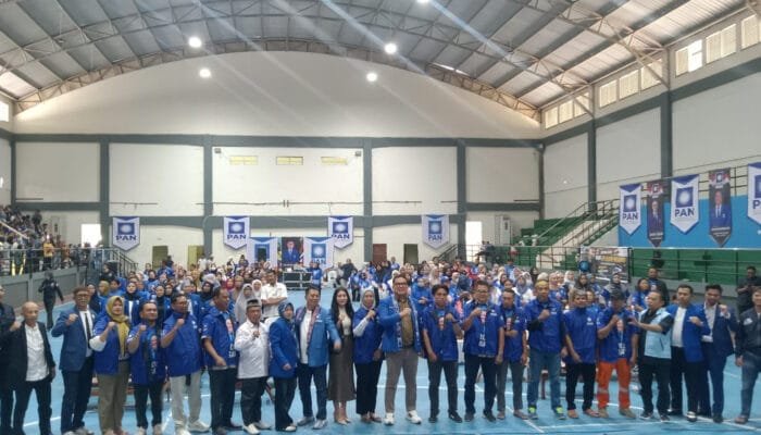 Edi Oloan Pasaribu Ajak Kader PAN Bontang Fokus Bantu Rakyat