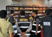 Bea Cukai Bontang Gelar Operasi Pasar, Satu Slop Rokok Ilegal Ditemukan