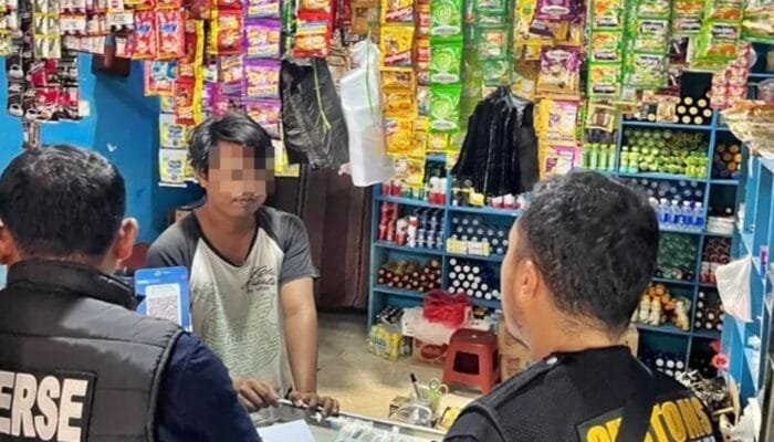 Operasi Gabungan Bea Cukai-Polres-BNN Bontang Temukan Satu Slop Rokok Ilegal dari Delapan Lokasi