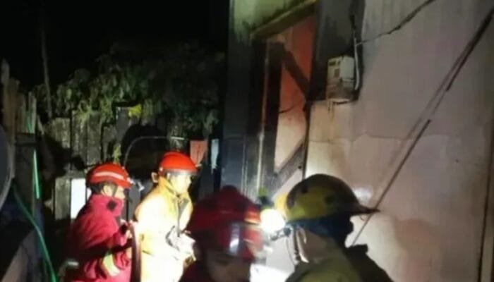 15 Penghuni Selamat dari Kebakaran Bangsalan di Samarinda, Akses Gang Sempit Hambat Pemadaman