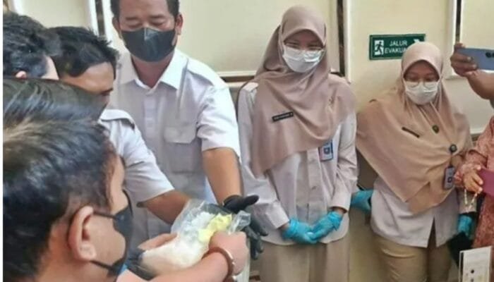 BNNP Kaltim Musnahkan Lebih dari 1 Kg Sabu dari Dua Kasus, Satu Tersangka DPO Diduga Kabur ke Sulbar