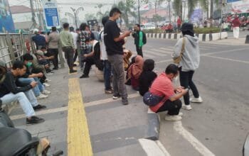 Aksi Protes PLN Bontang Berujung Mediasi, Wartawan Dilarang Meliput