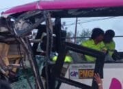 Tangkap layar kecelakaan bus karyawan tambang di Desa Suka Rahmat, Kecamatan Teluk Pandan, Kabupaten Kutai Timur (Kutim), Senin (21/9/2026).