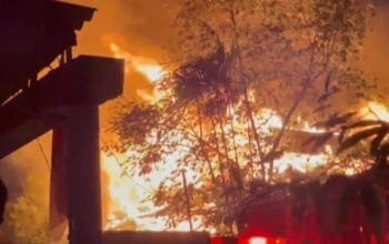 Diduga Saat Pengelasan, Rumah Dua Lantai di Balikpapan Barat Terbakar