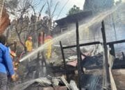 Ditinggal Antar Pesanan, Tempat Usaha Kerupuk di Balikpapan Ludes Terbakar