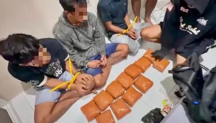 Tiga Pria Ditangkap, 12,5 Kg Sabu Disita dari Kamar Kos di Samarinda