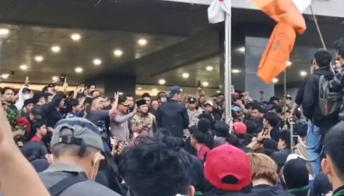 Rudy Mas’ud Sepakat Copot Ajudan yang Viral, Surat Pencopotan Disebut Ditandatangani Hari Ini